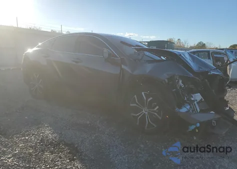 2023 Toyota Crown Xle z USA, uszkodzony, nr VIN JTDAAAAF0P3010479